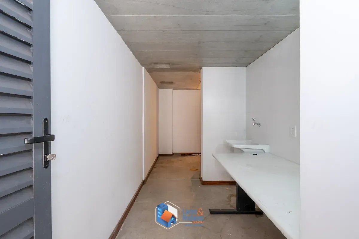 Imagem Casa para venda em Vila Madalena com 3 quartos, sendo 3 suítes, 278m²