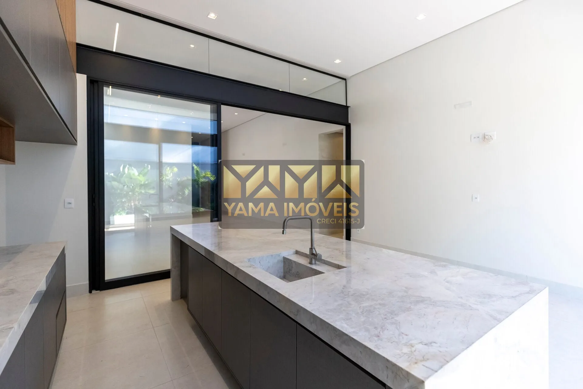 Imagem Casa Alto Padrão em Residencial e Empresarial Alphaville, Ribeirão Preto/SP