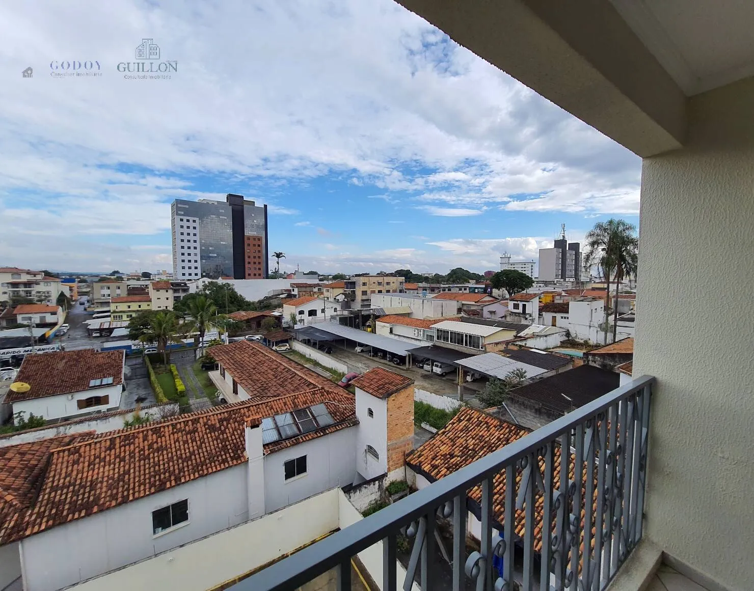 Imagem Apartamento à venda 1 Quarto, 1 Suite, 1 Vaga, 54M², Santana, Pindamonhangaba - SP | Edifício Padrão Centro