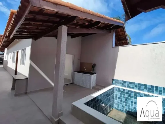 Imagem Casa para Venda em Itanhaém, Savoy, 2 dormitórios, 1 suíte, 1 banheiro, 2 vagas