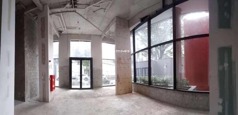 Imagem Loja comercial para locação em São Paulo-SP, Moema: com 1 banheiro e 240m² de área.