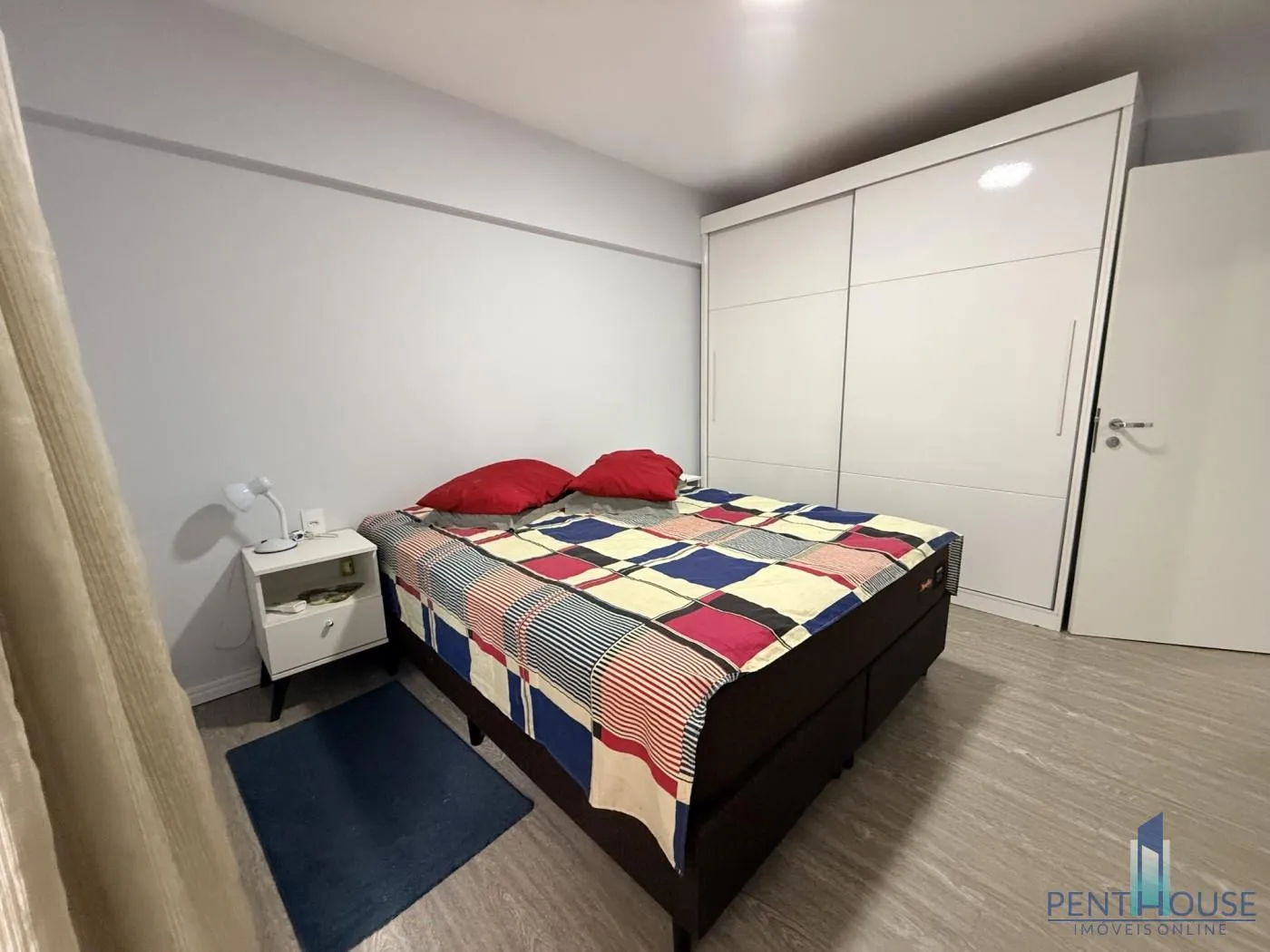 Imagem Apartamento com Terraço para Venda em Balneário Camboriú, CENTRO, 2 dormitórios, 1 banheiro, 1 vaga