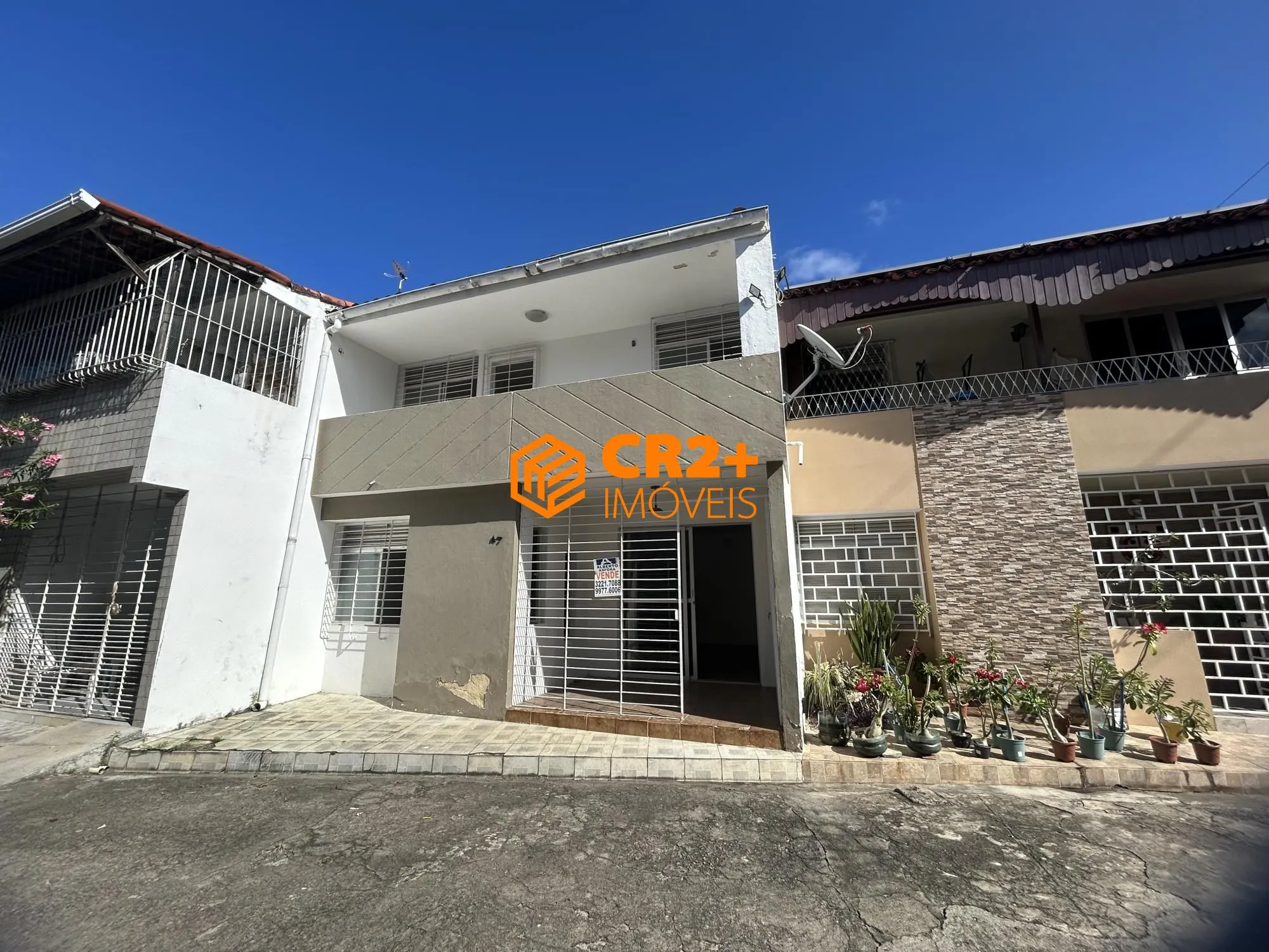 Imagem Vendo Casa em Condomínio Fechado 134m² c/ 4 Quartos na Imbiribeira.