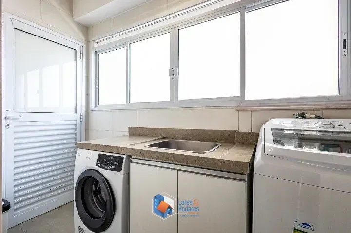 Imagem Apartamento para venda em Lapa com 3 quartos, sendo 3 suítes, 133m²