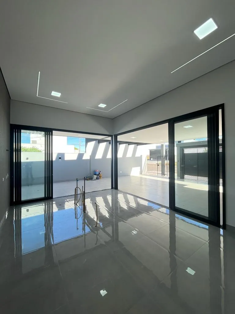 Imagem Casa 216m Umuarama-PR 135
