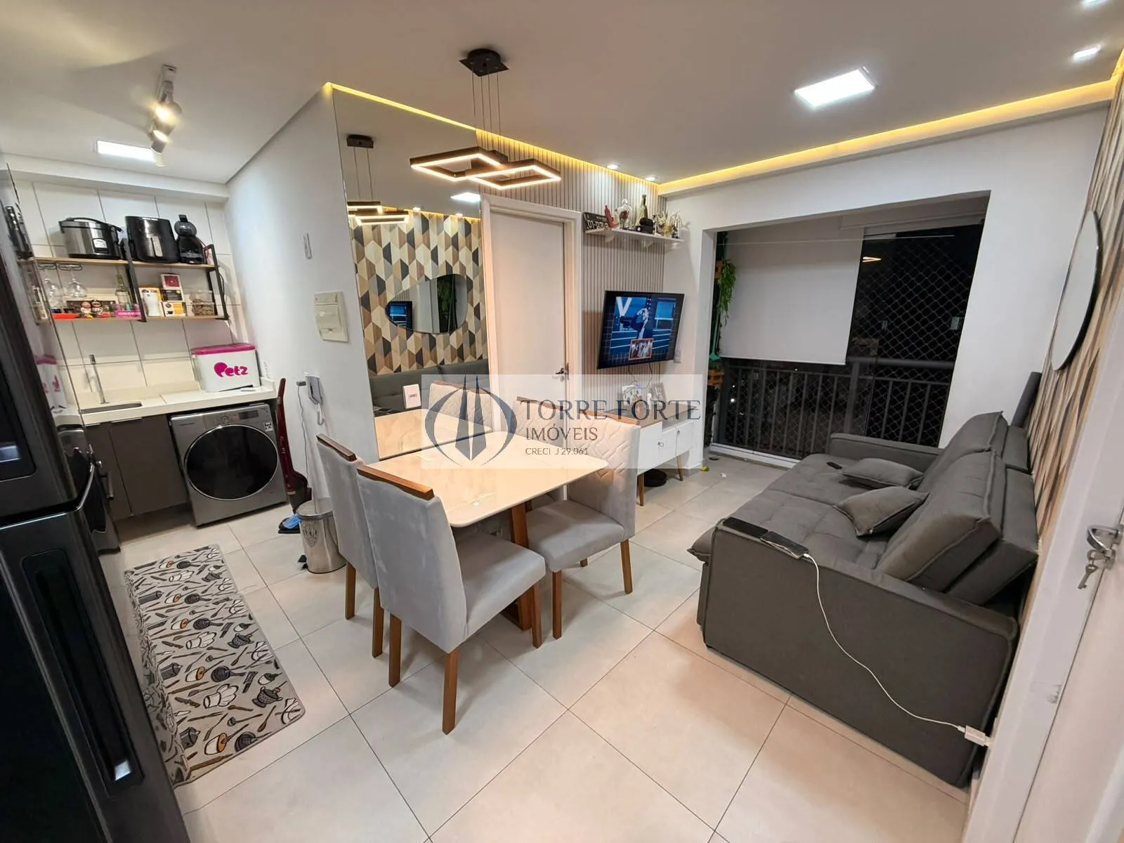 Imagem Lindo Apartamento com 2 dormitorios 1 vaga , varanda na Vila Formosa