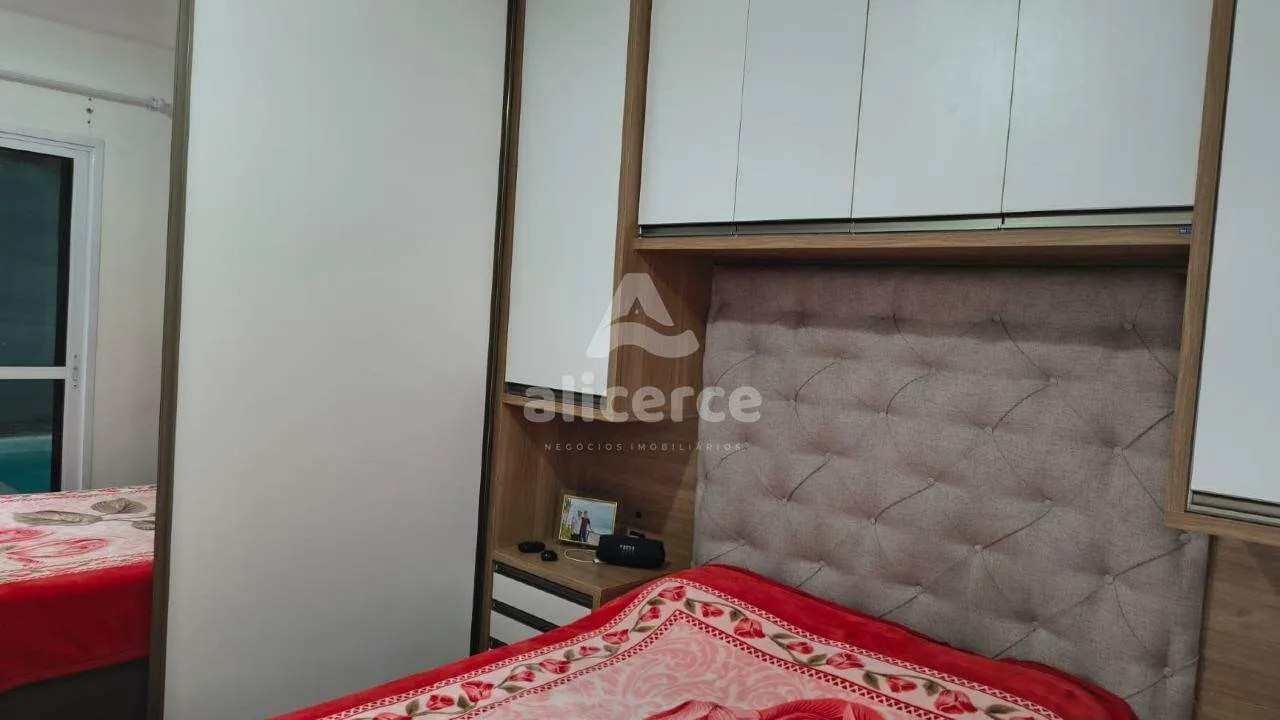 Imagem Sobrado à venda com 3 quartos 1 suíte, 105m² em Potecas São José