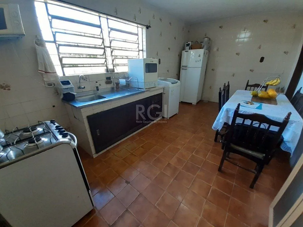 Imagem Casa para Venda - 185m², 4 dormitórios, sendo 1 suites, 2 vagas - Jardim Sabará