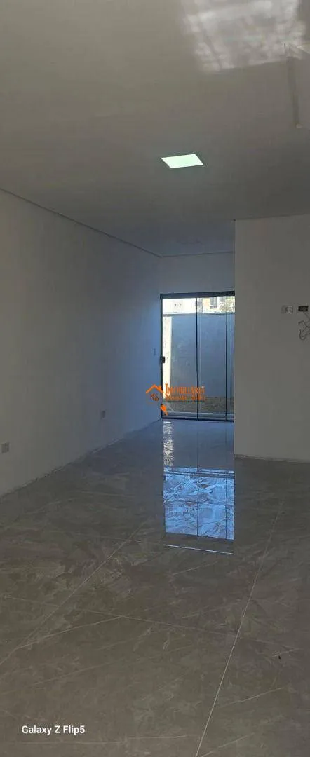 Imagem Sobrado com 3 dormitórios à venda, 112 m² por R$ 845.000,00 - Terra Preta - Mairiporã/SP