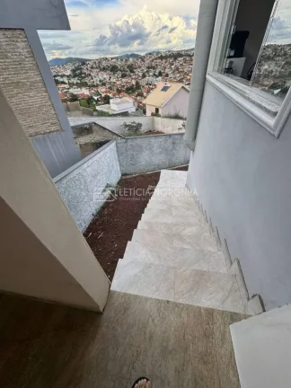 Imagem Casa à Venda