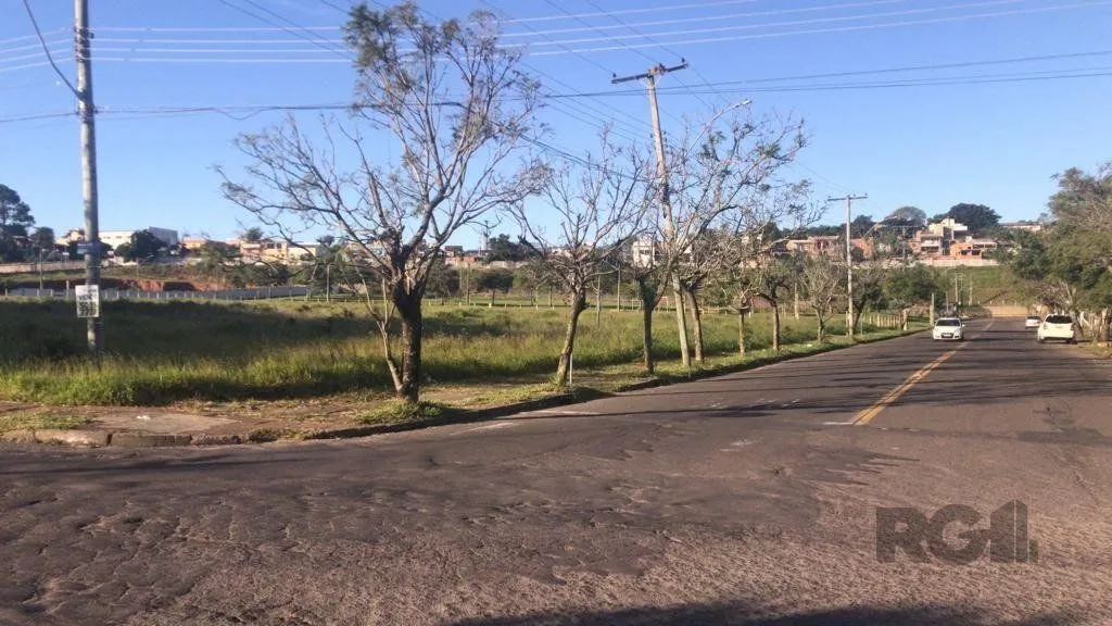 Imagem Amplo terreno com 4.704m²