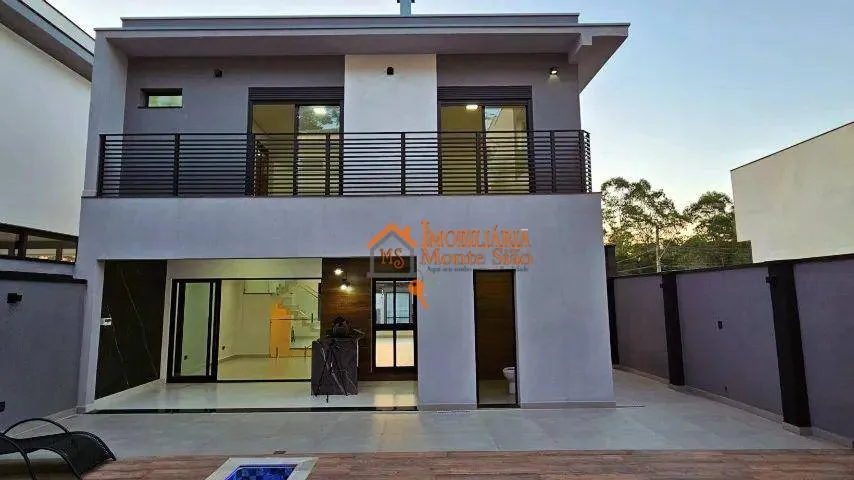 Imagem Sobrado com 3 dormitórios à venda, 240 m² por R$ 2.200.000,00 - Mogi Moderno - Mogi das Cruzes/SP