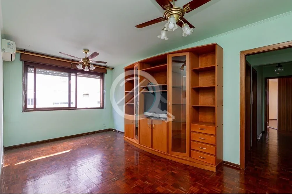 Imagem Venha morar numa rua arborizada, plana para ótimas caminhadas até a redenção, em um apartamento ...