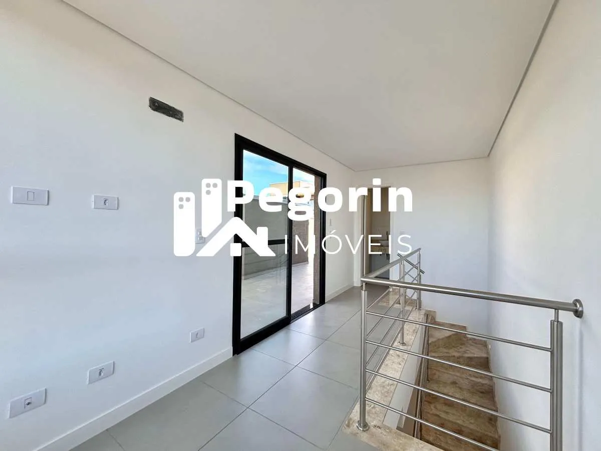 Imagem Sobrado à venda em Curitiba, Tingui, com 3 quartos, 268,00m²