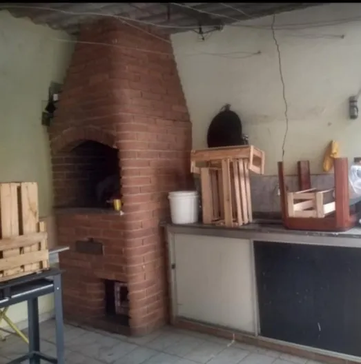 Imagem Essa casa é de 250 mts terreno ótima localização á venda