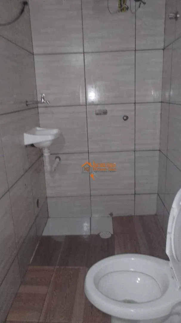 Imagem Sobrado com 12 dormitórios à venda, 375 m² por R$ 350.000,00 - Taboão - Guarulhos/SP