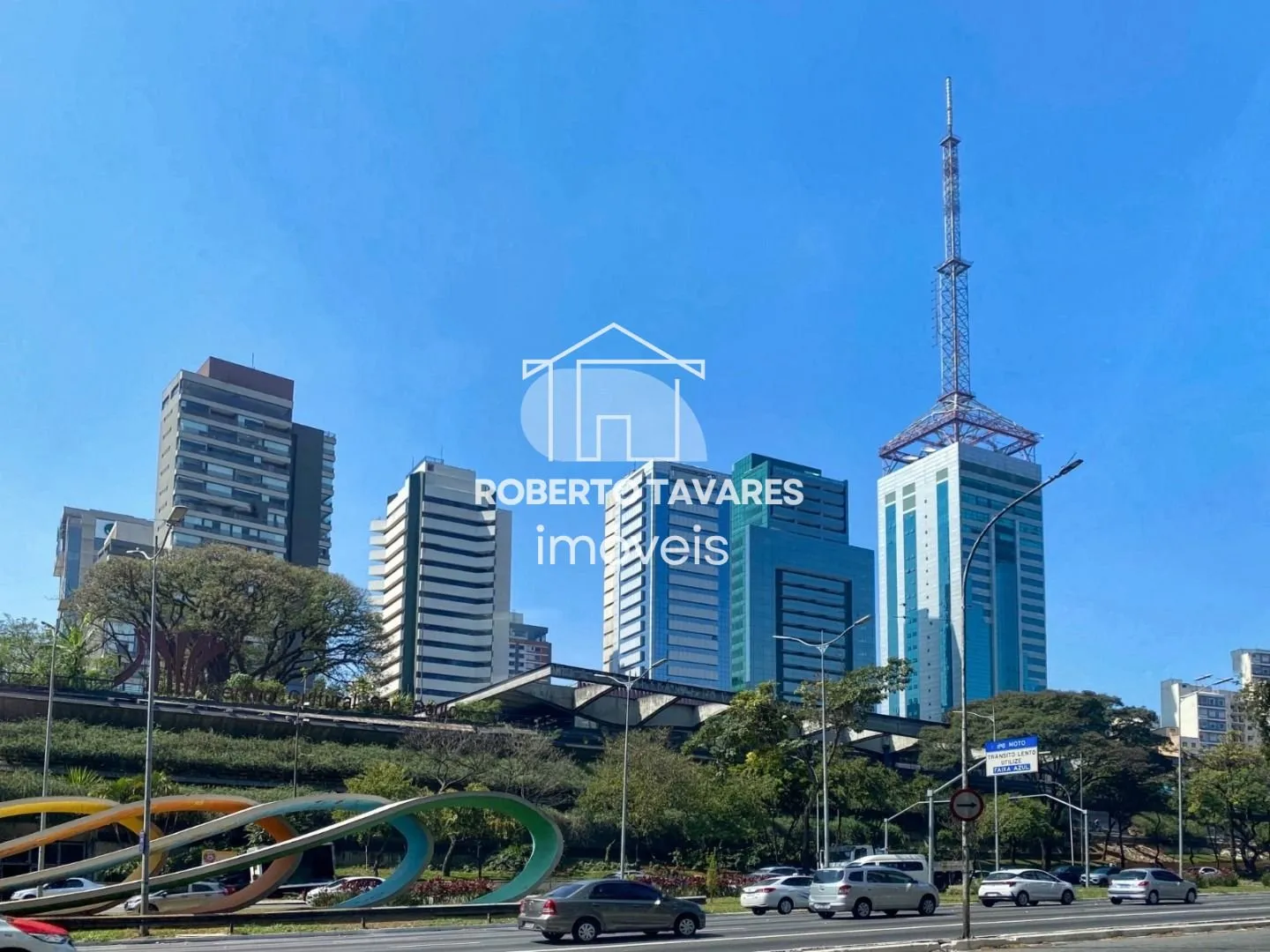 Imagem Prédio Inteiro de 10640m² no bairro Liberdade, em São Paulo