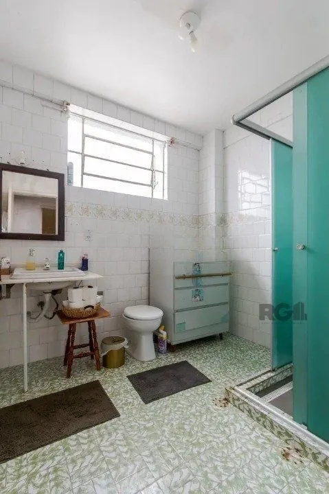 Imagem Apartamento 02 dormitórios no Bairro Floresta em Porto Alegre