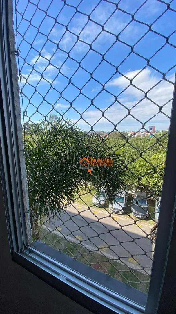 Imagem Apartamento com 2 dormitórios à venda, 47 m² por R$ 255.000,00 - Água Chata - Guarulhos/SP