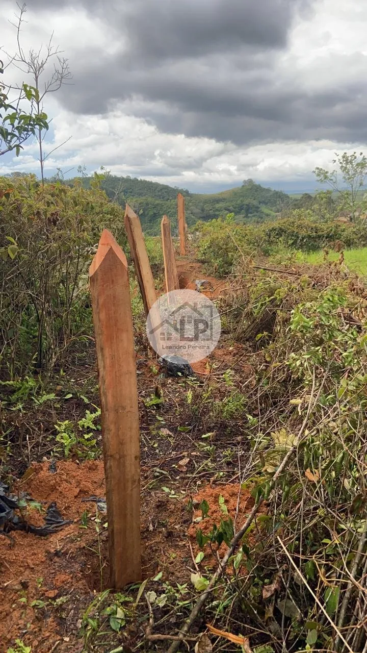 Imagem Terreno 11.000 m à Venda em Penedo / Itatiaia - RJ