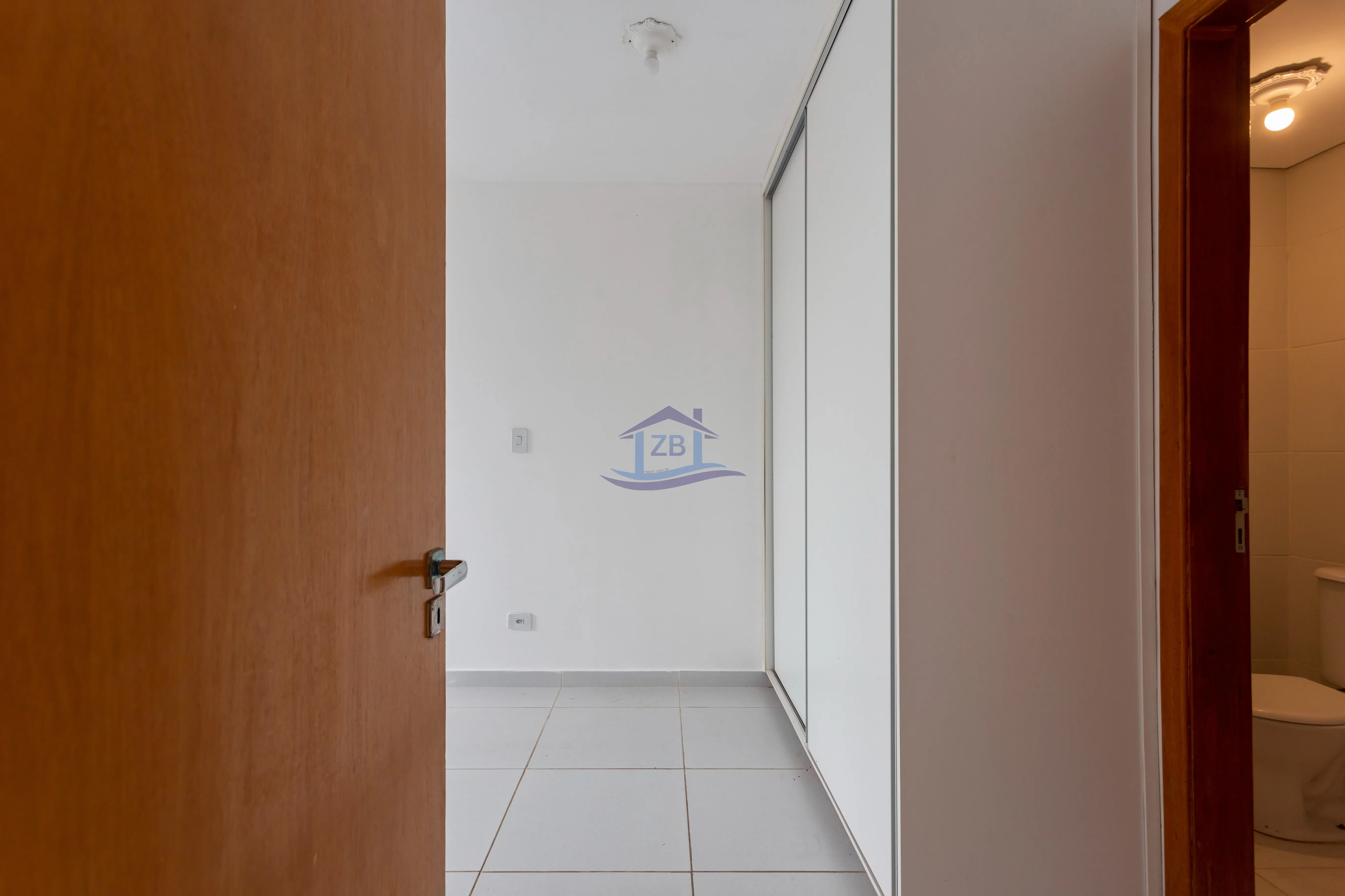 Imagem Apartamento na Granja Viana 2 quartos 1 suíte e 2 vagas.