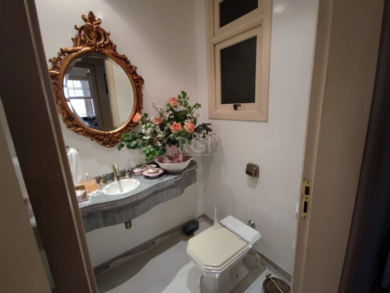 Imagem Apartamento para Venda - 120m², 3 dormitórios, 1 vaga - Centro Histórico