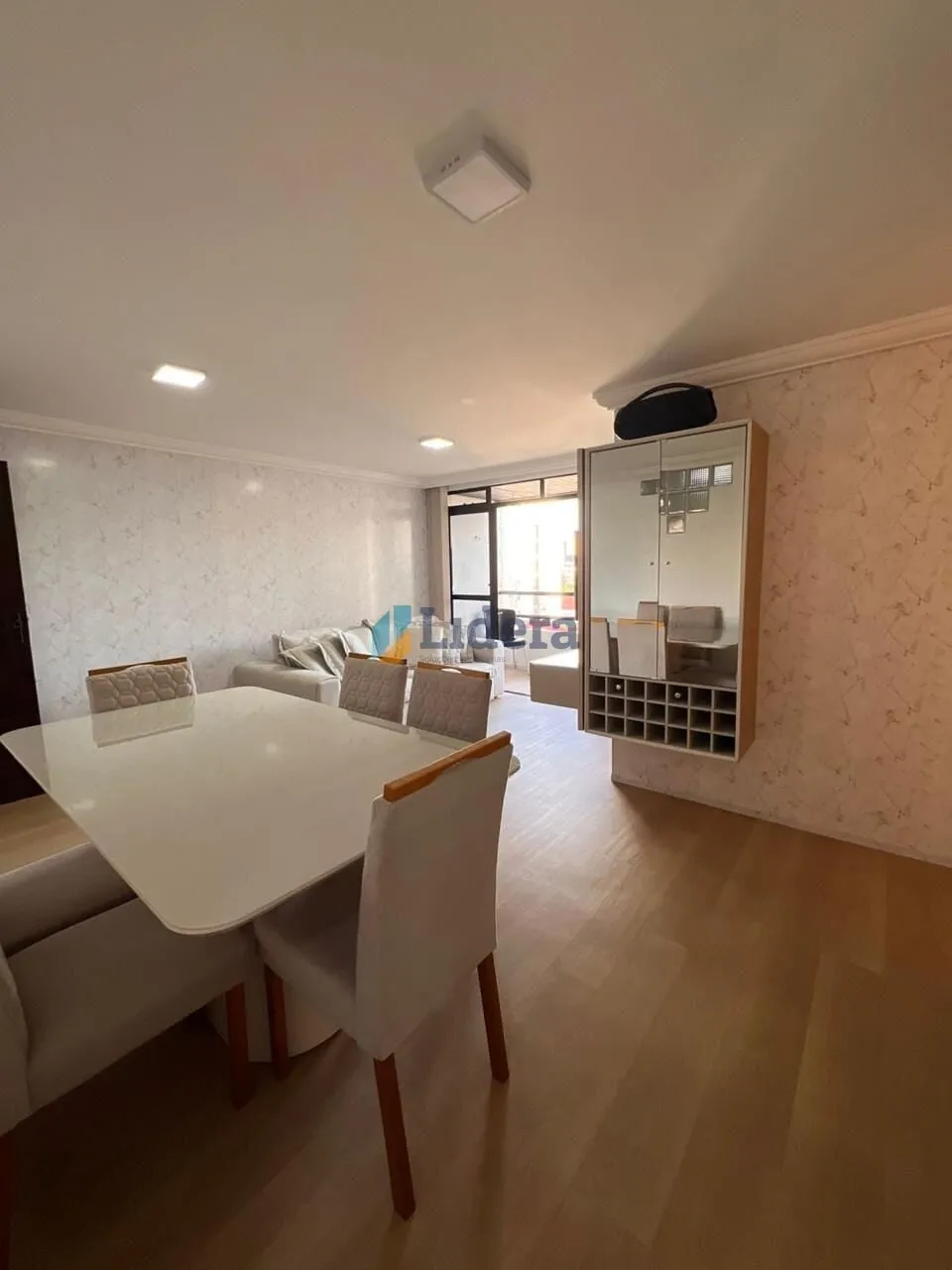 Imagem Apto Alto Padrão - 115M² - 3 quartos + DCE - 2 vagas de garagem - em Intermares, Cabedelo/PB