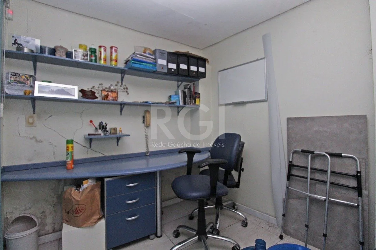 Imagem Casa Comercial para Venda - 68.58 Auxiliadora, Porto Alegre/RS