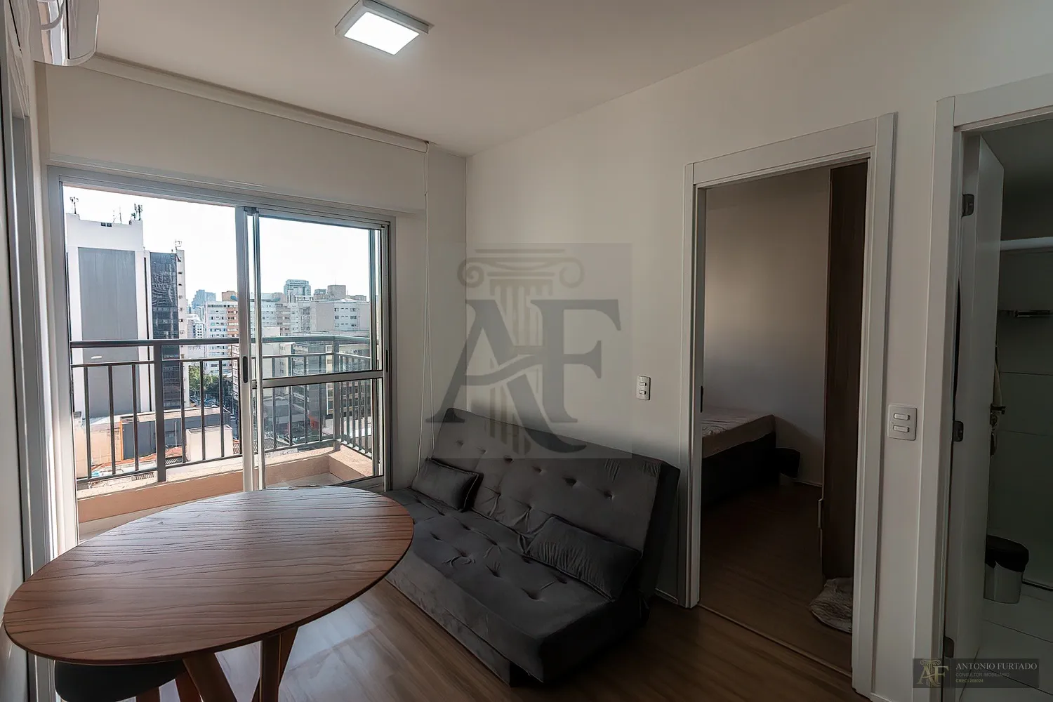 Imagem Apartamento à venda em Pinheiros, São Paulo