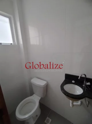 Imagem Sobrado com 2 dormitórios, sendo 1 suíte no bairro do Estuário em Santos por R$515.000,00