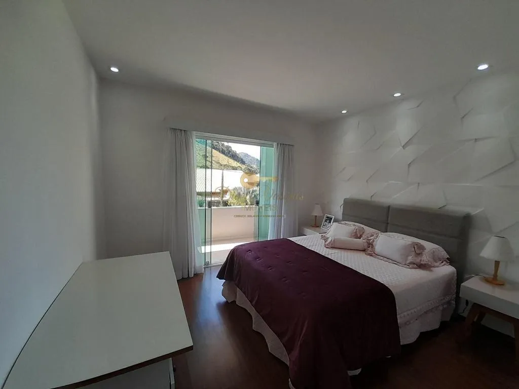 Imagem Casa em Condomínio para Venda em Teresópolis / RJ no bairro Vargem Grande