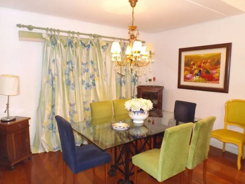 Imagem Casa Condominio para Venda - 350m², 4 dormitórios, sendo 1 suites, 2 vagas - Santa Tereza