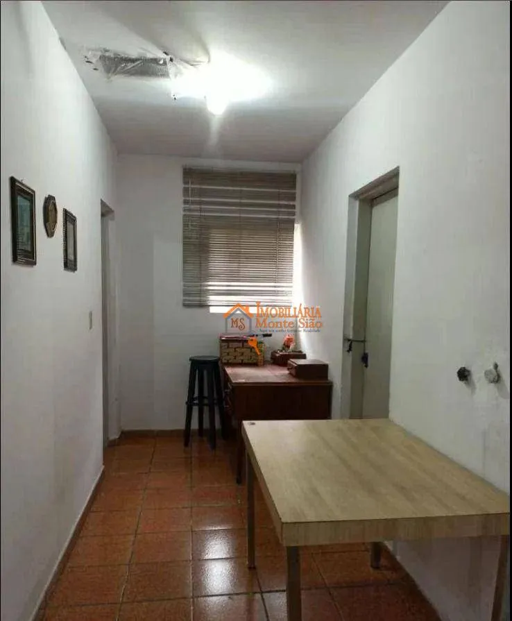Imagem Casa com 3 dormitórios à venda, 212 m² por R$ 850.000,00 - Cidade Serodio - Guarulhos/SP