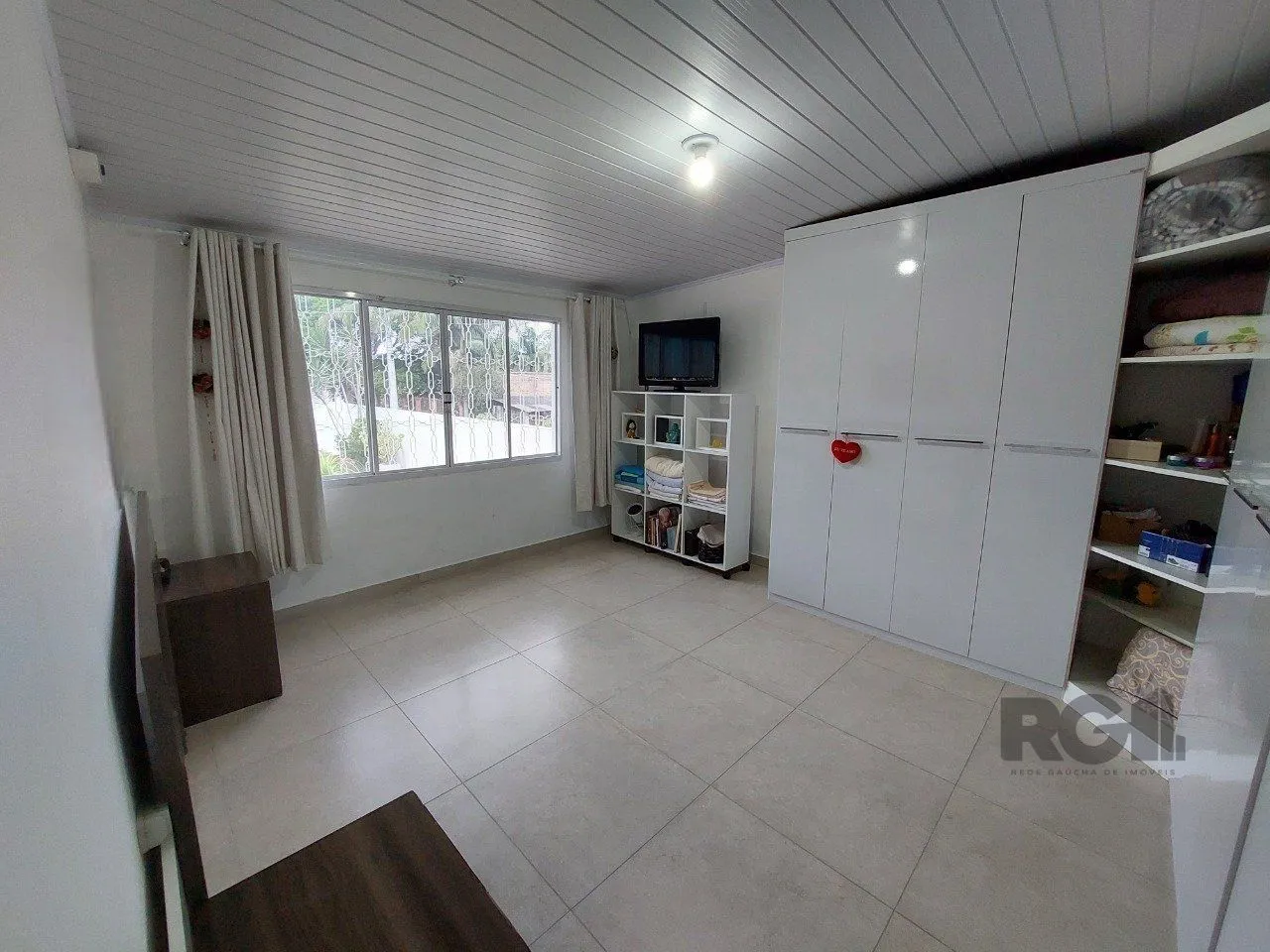 Imagem Casa com 3 quartos, no Bairro Ipanema - Porto Alegre/RS.