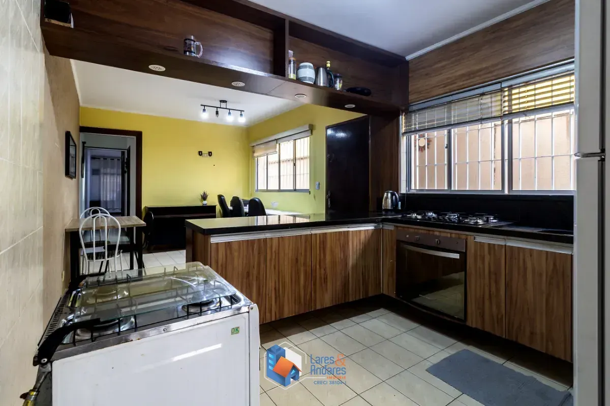 Foto do imóvel Sobrado para venda em Jardim Marisa com 3 quartos, sendo 1 suíte, 174m² em Rua Madre Maria Villac