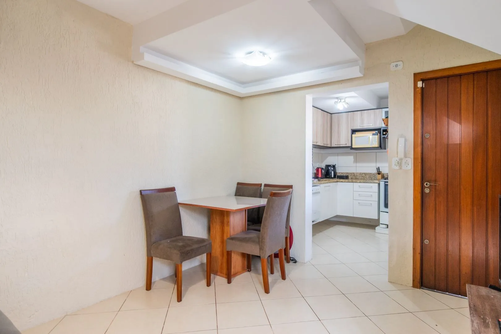 Imagem Casa em condomínio de 105m² - 2 dormitórios e 1 vaga no bairro Guarujá