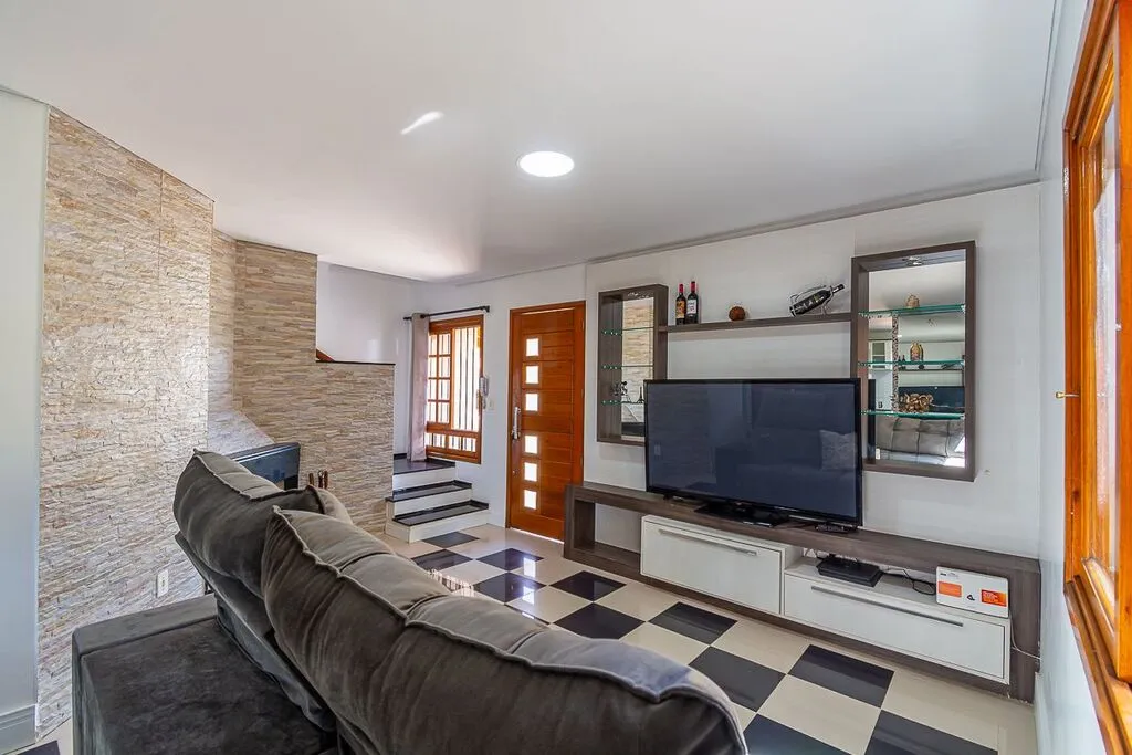 Imagem Casa em Condomínio com 3 Dormitorio(s) localizado(a) no bairro Harmonia em Canoas / Rio Grande do Sul Ref.:OR3717858471