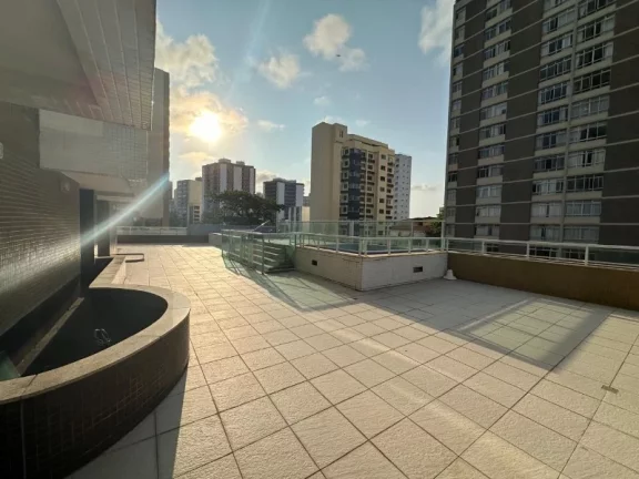 Imagem A 5ª Avenida Imóveis selecionou este apartamento de 2/4, suite, 02 varandas, vista mar, super bem localizado na Pituba: 81,23m2 por R$750.000,00