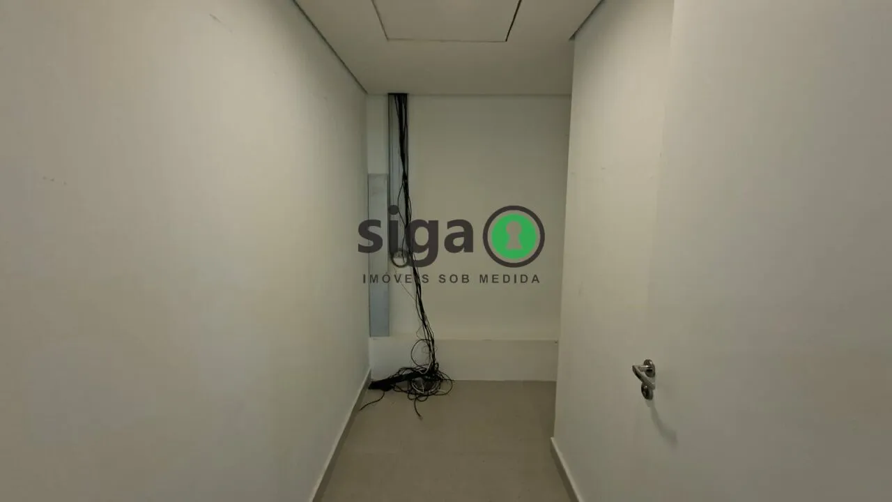 Imagem Loja para locação em Pinheiros com 195m² em vão livre