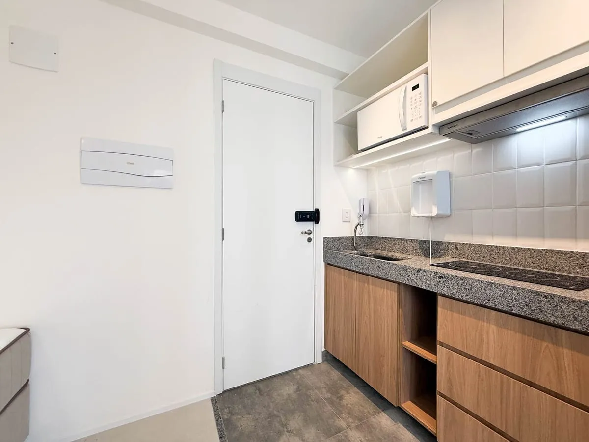 Imagem Apartamento com 1 Quarto para alugar, 18m² - Pinheiros