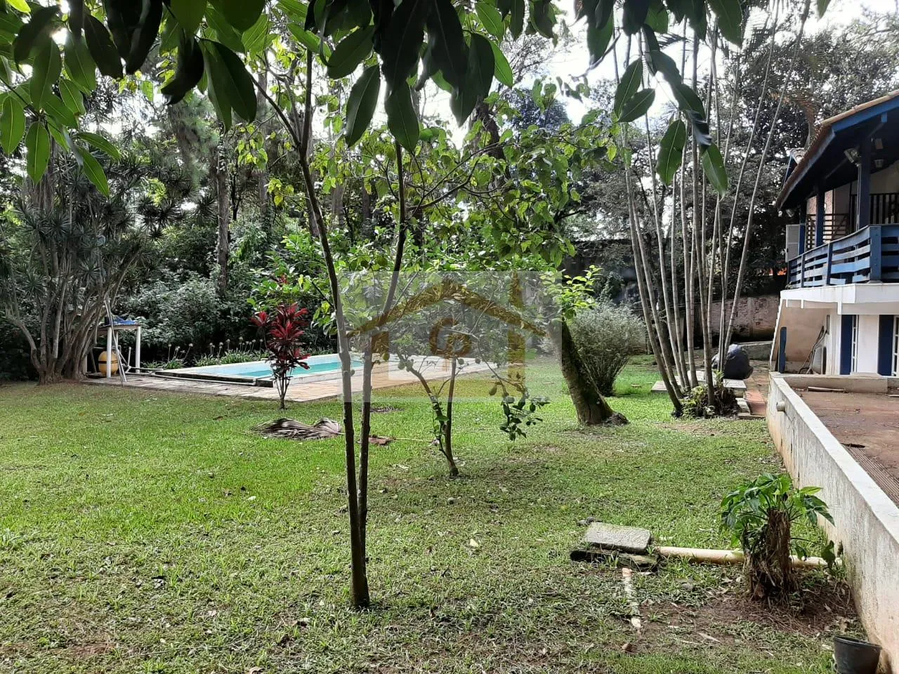 Imagem Terreno com 1500 metros, imóvel Térreo com 181 m2, 3 quartos!
