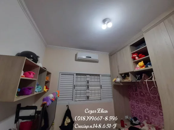 Imagem Antena/Vende-se casa com quatro quartos sendo duas suítes Andradina - SP