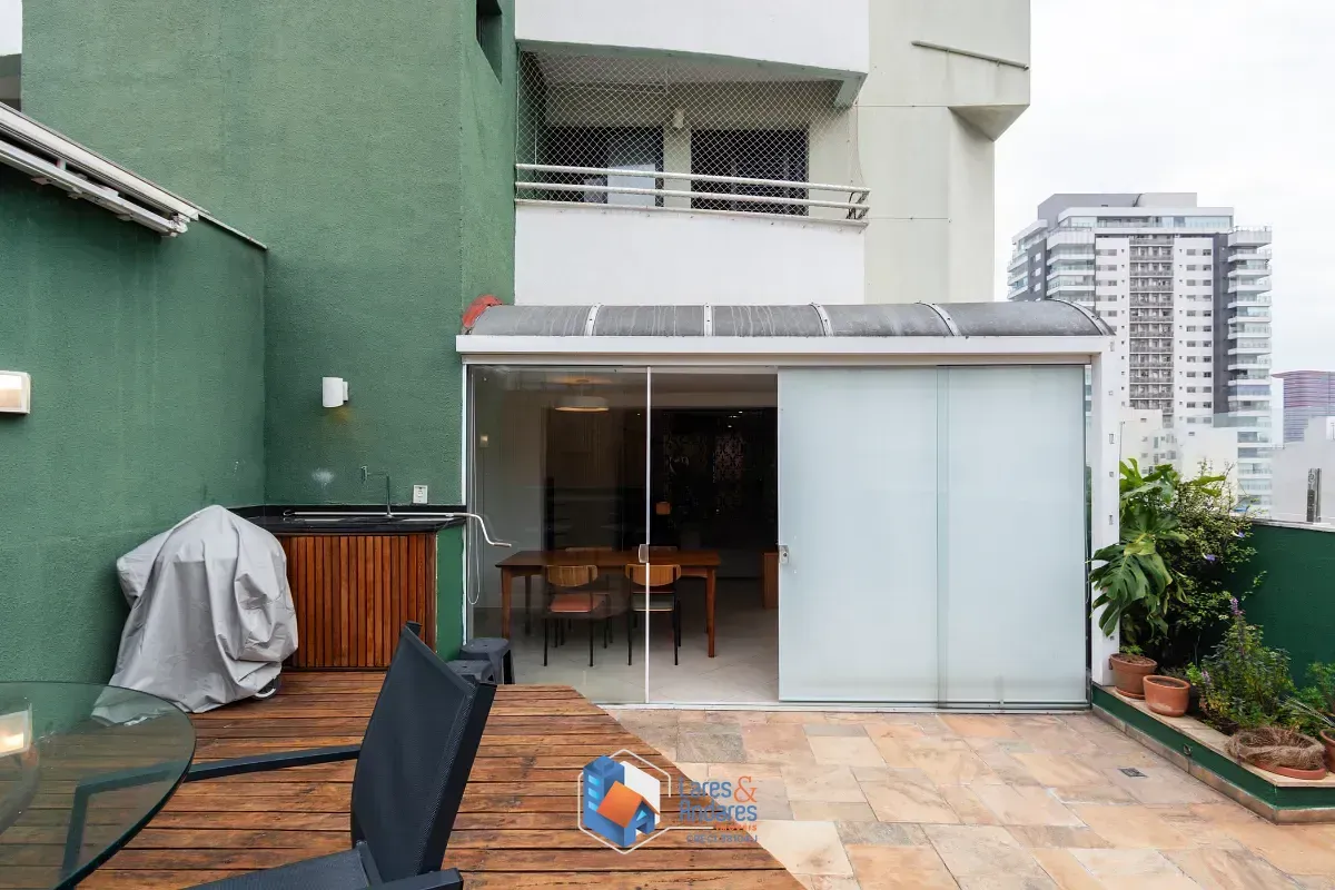 Imagem Duplex para venda em Pinheiros com 2 quartos, sendo 2 suítes, 110m²