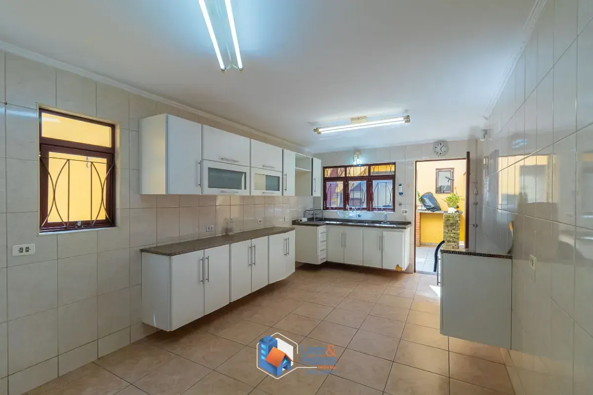 Imagem Sobrado para venda em Vila Romero com 3 quartos, sendo 1 suíte, 177m²