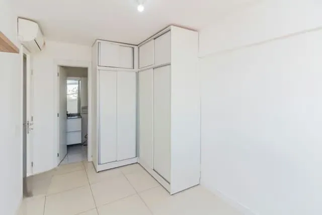 Imagem Apartamento de 2 dormitórios à venda em São Geraldo, Porto Alegre.