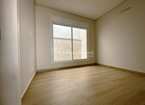 Imagem Casa de Alto Padrão com Projeto Contemporâneo e Acabamento Impecável

Esta casa de arquitetura co...