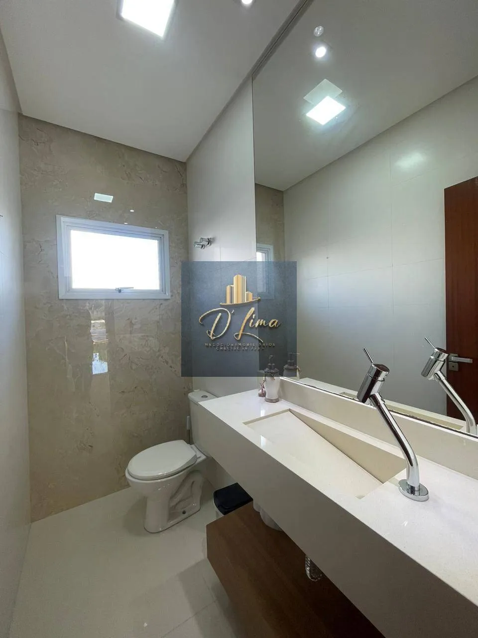 Imagem Casa alto padrão a venda, 3 quartos no Deltaville Biguaçu