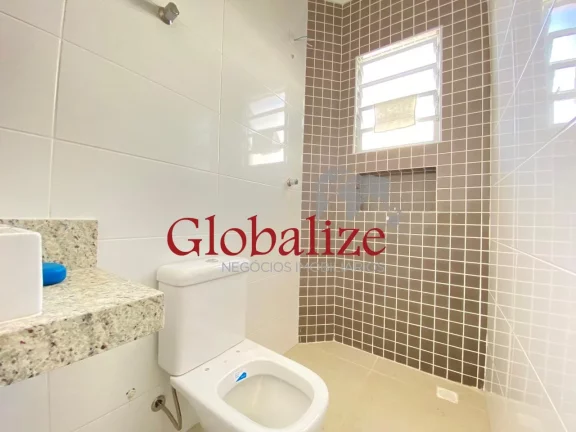 Imagem Casa com 2 quartos, sendo 1 suíte, Vaga de garagem pra carro e moto por R$ 649.000,00