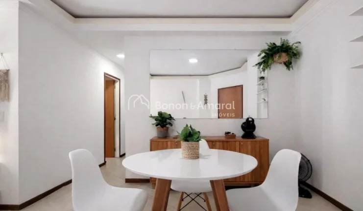 Imagem Apartamento à venda no bairro Mansões Santo Antônio em Campinas, SP.
A sala de estar e jantar sã...