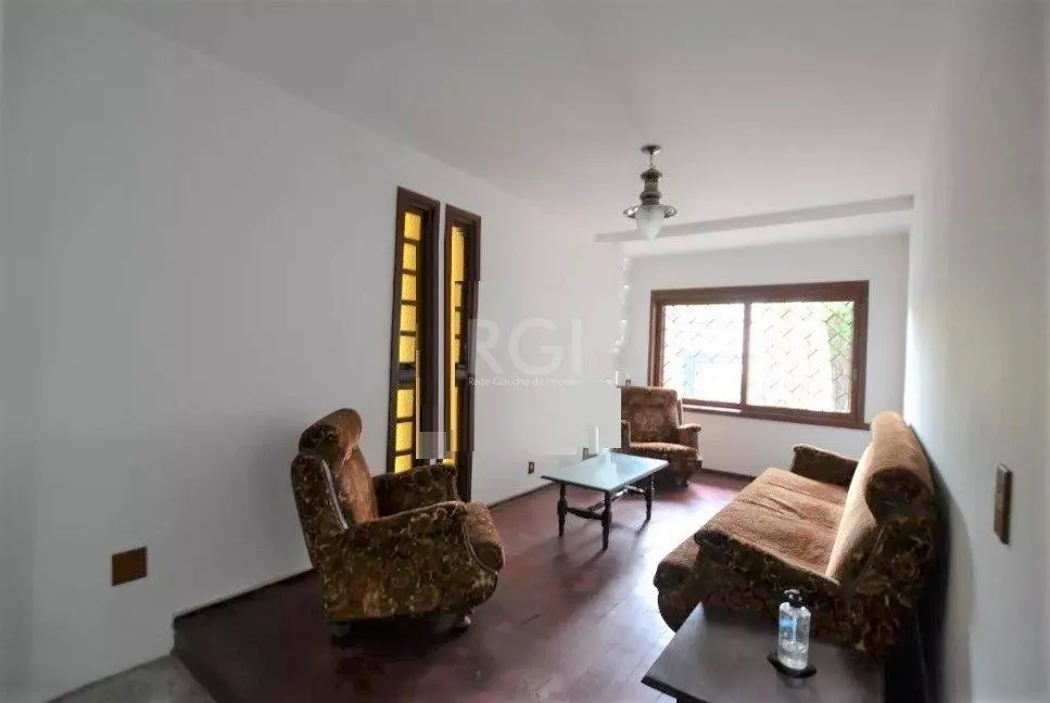 Imagem Casa para Venda - 267m², 4 dormitórios, sendo 1 suites, 2 vagas - Tristeza